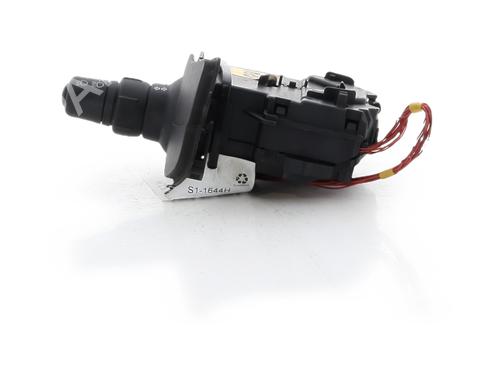 Commutateur Commutateur RENAULT CLIO III (BR0/1, CR0/1) 1.2 16V (BR02, BR0J, BR11, CR02, CR0J, CR11) (75 hp) 39764095 39764095