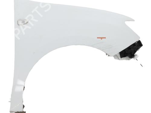 right-front-fenders-dacia-sandero-ii-2012-38529538 main image