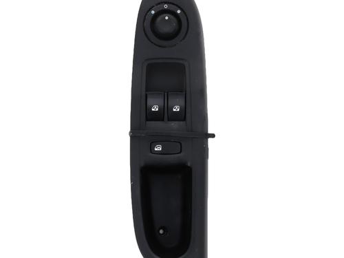 Used Left front window switch Left front window switch RENAULT CLIO II (BB_, CB_) 1.5 dCi (B/CB07) (65 hp) 33745706 33745706