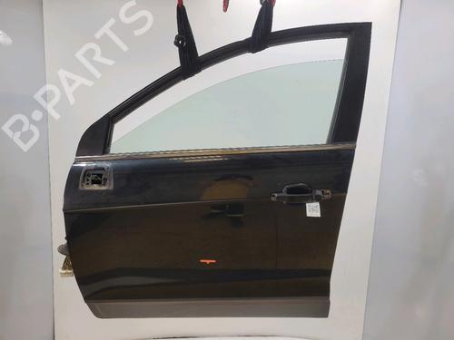 Used Left front door CHEVROLET CAPTIVA (C100, C140) 2.0 D (126 hp) 29470829