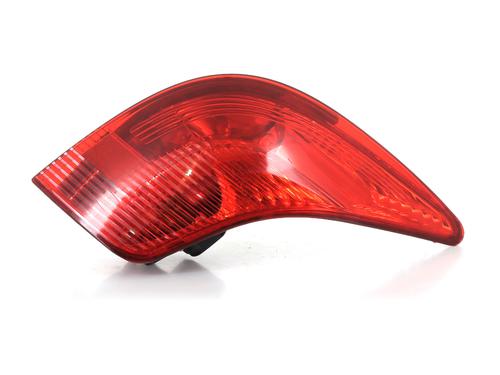 Høyre baklys PEUGEOT 308 SW I (4E_, 4H_) 1.6 HDi | BP29988150C35 