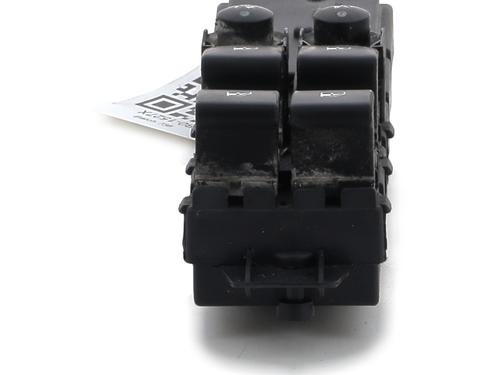 Left front window switch MASERATI QUATTROPORTE V 4.2 | BP28082888I27 