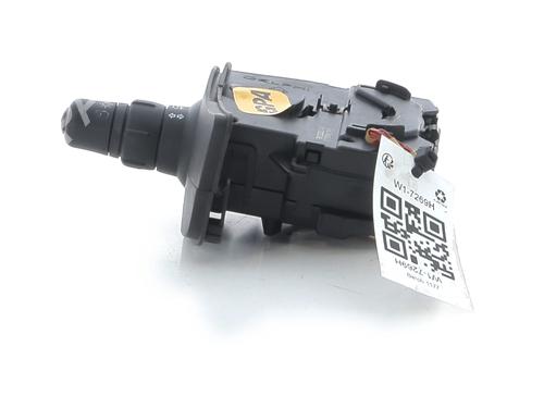 Used Switch RENAULT CLIO III (BR0/1, CR0/1) 1.2 16V (BR02, BR0J, BR11, CR02, CR0J, CR11) (75 hp) 31578364