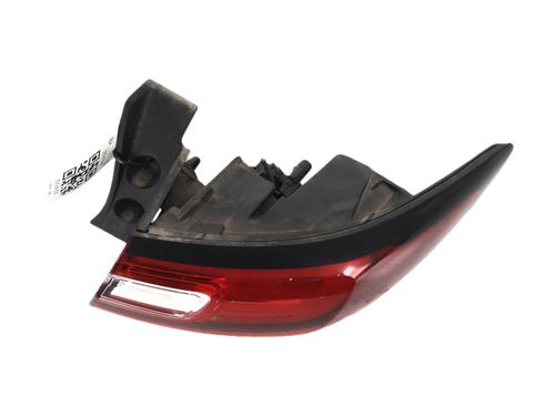 right-taillight-renault-clio-iv-bh_-2012-2013-2014-2015-2016-2017-2018-2019-2020-2021-38457128 main image