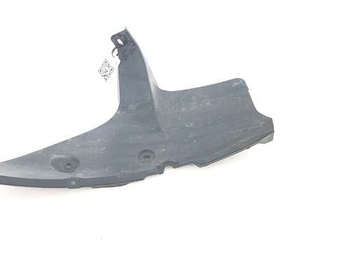 wheel-arch-toyota-c-hr-_x1_-2016-30842189 main image