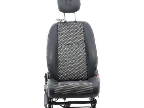 right-front-seat-renault-megane-iii-hatchback-bz01_-b3_-2008-33733327 main image