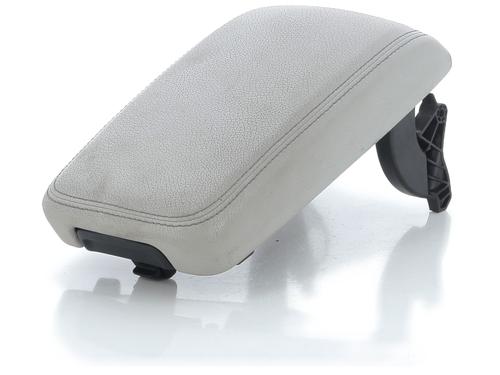 Used Armrest / Center console MERCEDES-BENZ A-CLASS (W176) A 160 CDI / d (176.011) (90 hp) 31122361