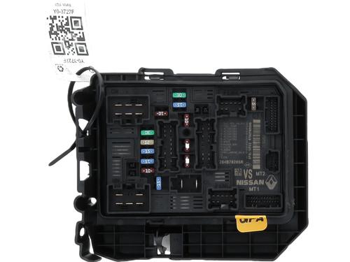 Fuse box RENAULT CLIO V (B7_) 1.0 TCe 90 (B7MT) | BP31086072E1