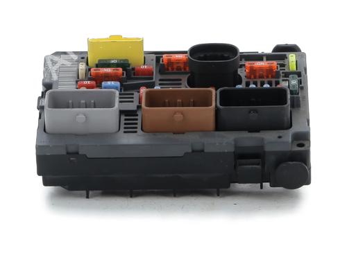 Used Fuse box Fuse box PEUGEOT 3008 I MPV (0U_) 1.6 HDi (112 hp) 35773199 35773199