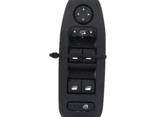 Used Left front window switch Left front window switch PEUGEOT 208 I (CA_, CC_) 1.6 BlueHDi 100 (100 hp) 33745650 33745650