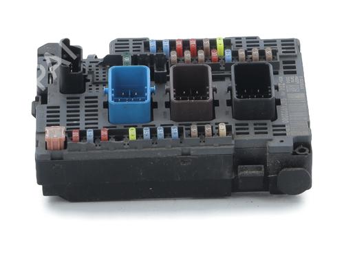 Used Fuse box PEUGEOT 508 SW I (8E_) 1.6 HDi (112 hp) 31985489