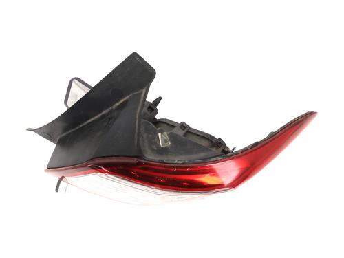 Used Right taillight DACIA SANDERO II TCe 90 (B8M1, B8MA, B8AC) (90 hp) 28121893