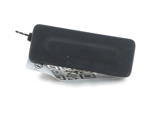 Used Tailgate handle PEUGEOT 2008 II (UD_, US_, UY_, UJ_, UR_, UC_) 1.2 PureTech 130 (USHNS, URHNS) (130 hp) 30827867