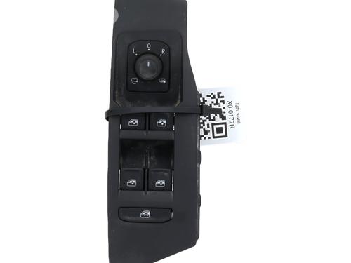 Used Left front window switch Left front window switch VW POLO VI (AW1, BZ1, AE1) 1.0 TSI (95 hp) 33446568 33446568