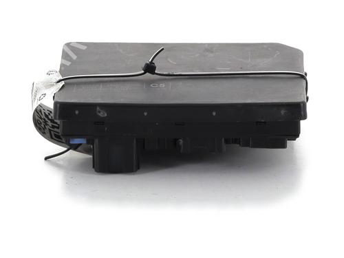 Used Fuse box Fuse box NISSAN JUKE (F15) 1.6 (117 hp) 33925486 33925486