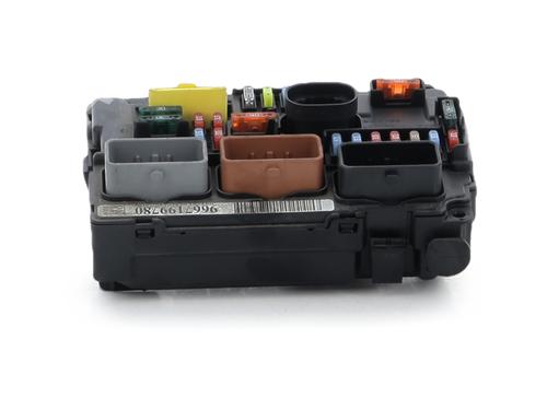 Used Fuse box Fuse box CITROËN C3 I (FC_, FN_) 1.4 HDi (68 hp) 35999475 35999475