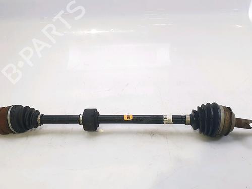 Used Right front driveshaft TOYOTA YARIS (_P13_) [2010-2020]  28533231