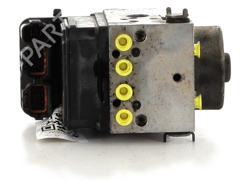 Used ABS pump NISSAN X-TRAIL I (T30) 2.2 Di 4x4 (114 hp) 26444596