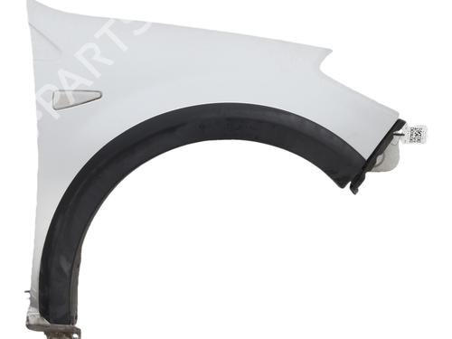 right-front-fenders-dacia-sandero-2008-36487756 main image