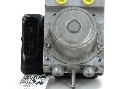 Used ABS pump NISSAN X-TRAIL II (T31) 2.0 dCi 4x4 (150 hp) 24577586