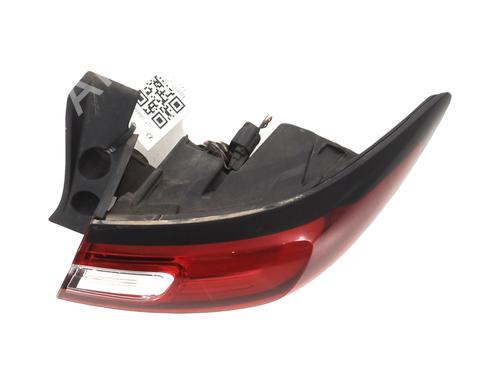 right-taillight-renault-clio-iv-bh_-2012-2013-2014-2015-2016-2017-2018-2019-2020-2021-34051720 main image