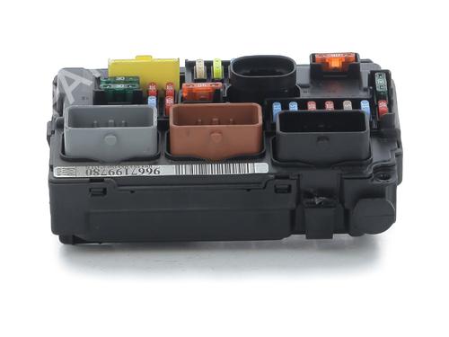 fuse-box-citroen-c3-ii-sc_-2009-32278514 main image