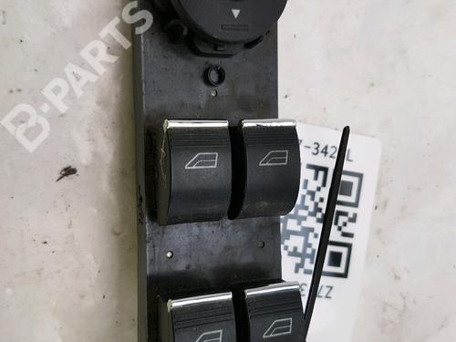 Used Left front window switch Left front window switch FORD FOCUS II (DA_, HCP, DP) 1.6 TDCi (109 hp) 10454020 10454020