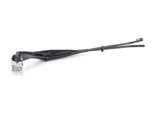 front-windshield-wiper-arm-dacia-duster-hs_-2010-2011-2012-2013-2014-2015-2016-2017-2018-34457864 main image