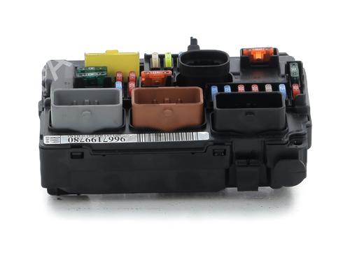 fuse-box-citroen-c3-ii-sc_-2009-34146759 main image