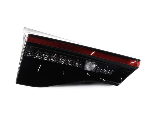 Used Left tailgate light TOYOTA YARIS CROSS (MXP_) 1.5 Hybrid (MXPJ10) (116 hp) 30716593