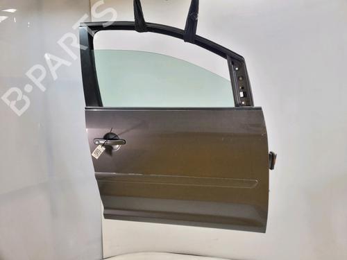 Used Right front door VW TOURAN (1T1, 1T2) 1.9 TDI (105 hp) 29018385