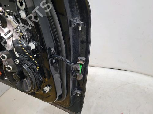 Left front door PORSCHE MACAN (95B) 3.0 S Diesel | BP32225763C2