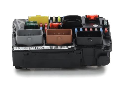 Used Fuse box CITROËN C3 II (SC_) 1.4 HDi 70 (SC8HZC, SC8HR0, SC8HP4) (68 hp) 29390176