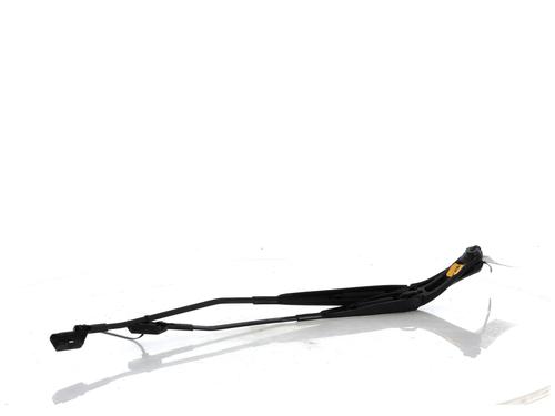 Used Front windshield wiper arm FIAT 500L (351_, 352_) 1.6 D Multijet (199LYD1B) (105 hp) 27904469