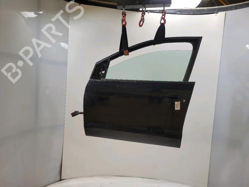 Used Left front door Left front door 37257036 37257036