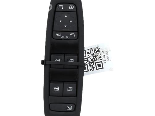 left-front-window-switch-renault-megane-iv-hatchback-b9amn_-2015-34642895 main image