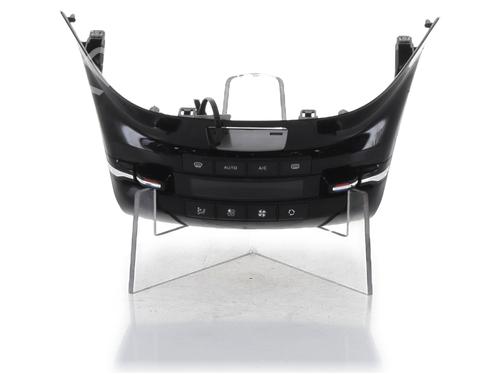 climate-control-peugeot-2008-i-cu_-2013-33281009 main image