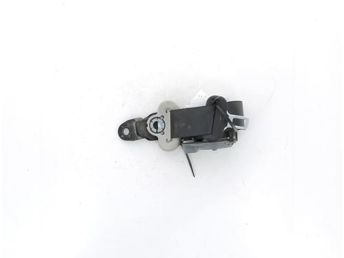 Venstre bak beltestrammer MITSUBISHI L200 / TRITON (KJ_, KK_, KL_) 2.4 DI-D 4WD (KL1T) (181 hp) 18128776
