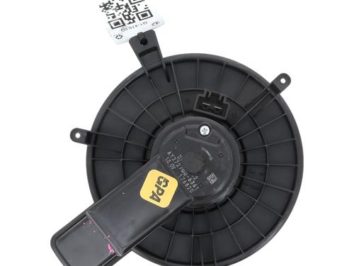 Used Heater blower motor Heater blower motor JEEP GRAND CHEROKEE IV (WK, WK2) 3.0 CRD V6 4x4 (250 hp) 33972505 33972505