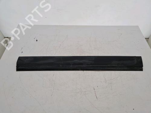 Used Door moulding trim Door moulding trim LAND ROVER DISCOVERY III (L319) 2.7 TD 4x4 (190 hp) 36428074 36428074