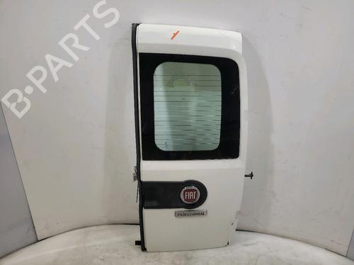 Used Right tailgate FIAT DOBLO Platform/Chassis (263_) 1.6 D Multijet (263YXD1B, 263XYR1B, 263YXX1B, 263HXD1B,... (105 hp) 32255953