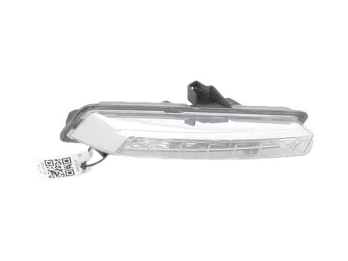 Used Left daytime light Left daytime light 39161344 39161344