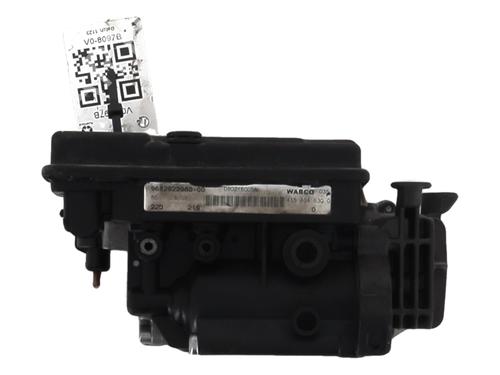 Used Suspension compressor CITROËN C4 Picasso I MPV (UD_) 2.0 HDi 138 (136 hp) 31058009