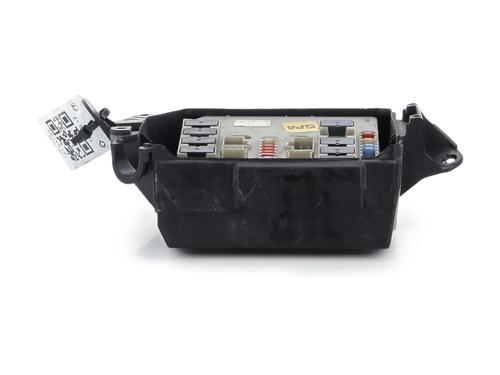 fuse-box-renault-clio-iii-br01-cr01-2005-2006-2007-2008-2009-2010-2011-2012-2013-2014-35748840 main image