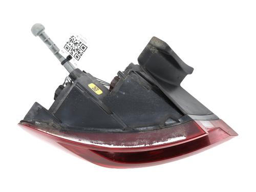 Used Left taillight RENAULT MEGANE IV Hatchback (B9A/M/N_) 1.5 dCi 110 (B9A3) (110 hp) 33009652