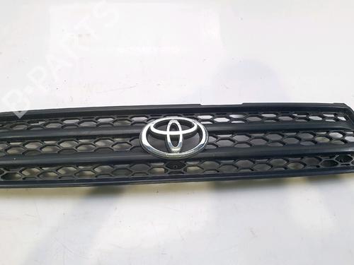 Grill TOYOTA RAV 4 II (_A2_) 2.0 D 4WD (CLA20_, CLA21_, CLA20R, CLA21R) (116 hp) 28365536