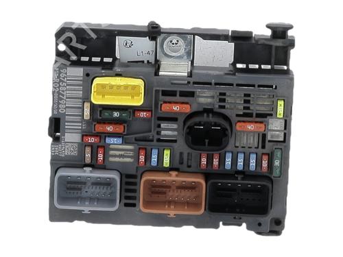 Used Fuse box Fuse box PEUGEOT 3008 I MPV (0U_) 1.6 HDi (112 hp) 36373213 36373213