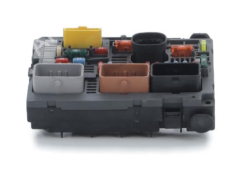 Sikringsdose PEUGEOT 308 CC (4B_) 2.0 HDi (4BRHRH, 4BRHRJ) (136 hp) 32378476