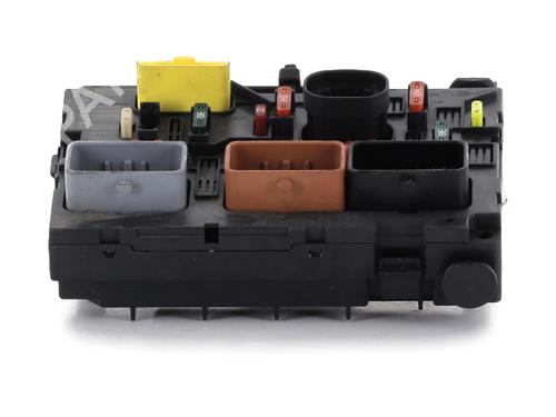 Used Fuse box PEUGEOT 207 SW (WK_) 1.6 HDi (90 hp) 31284677
