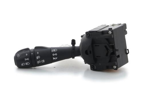 Used Switch DACIA SANDERO II TCe 90 (B8M1, B8MA, B8AC) (90 hp) 28106205
